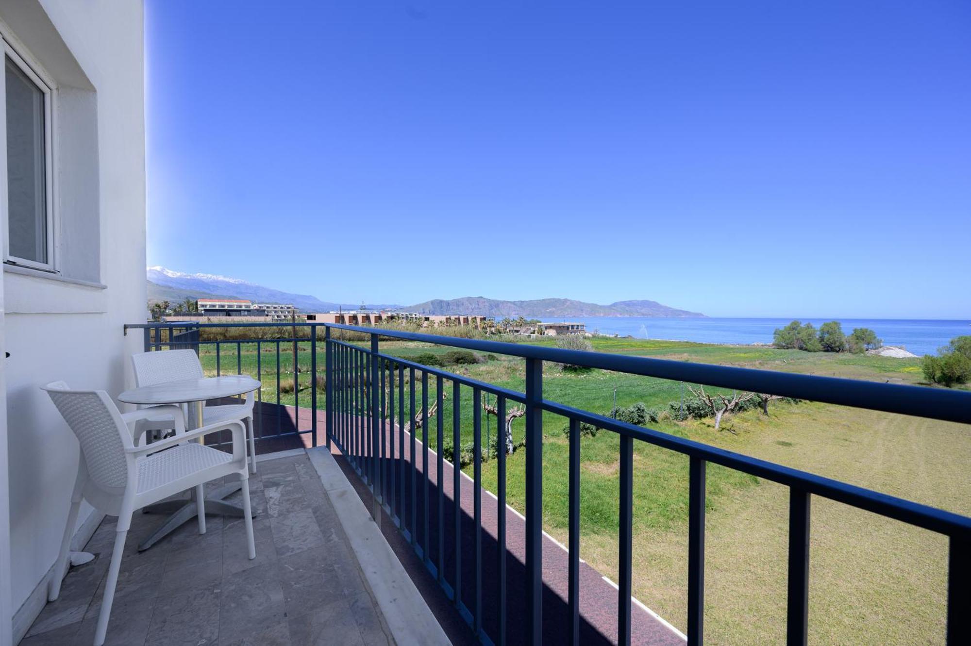 Beachfront First-Floor Suite جورجيوبوليس المظهر الخارجي الصورة