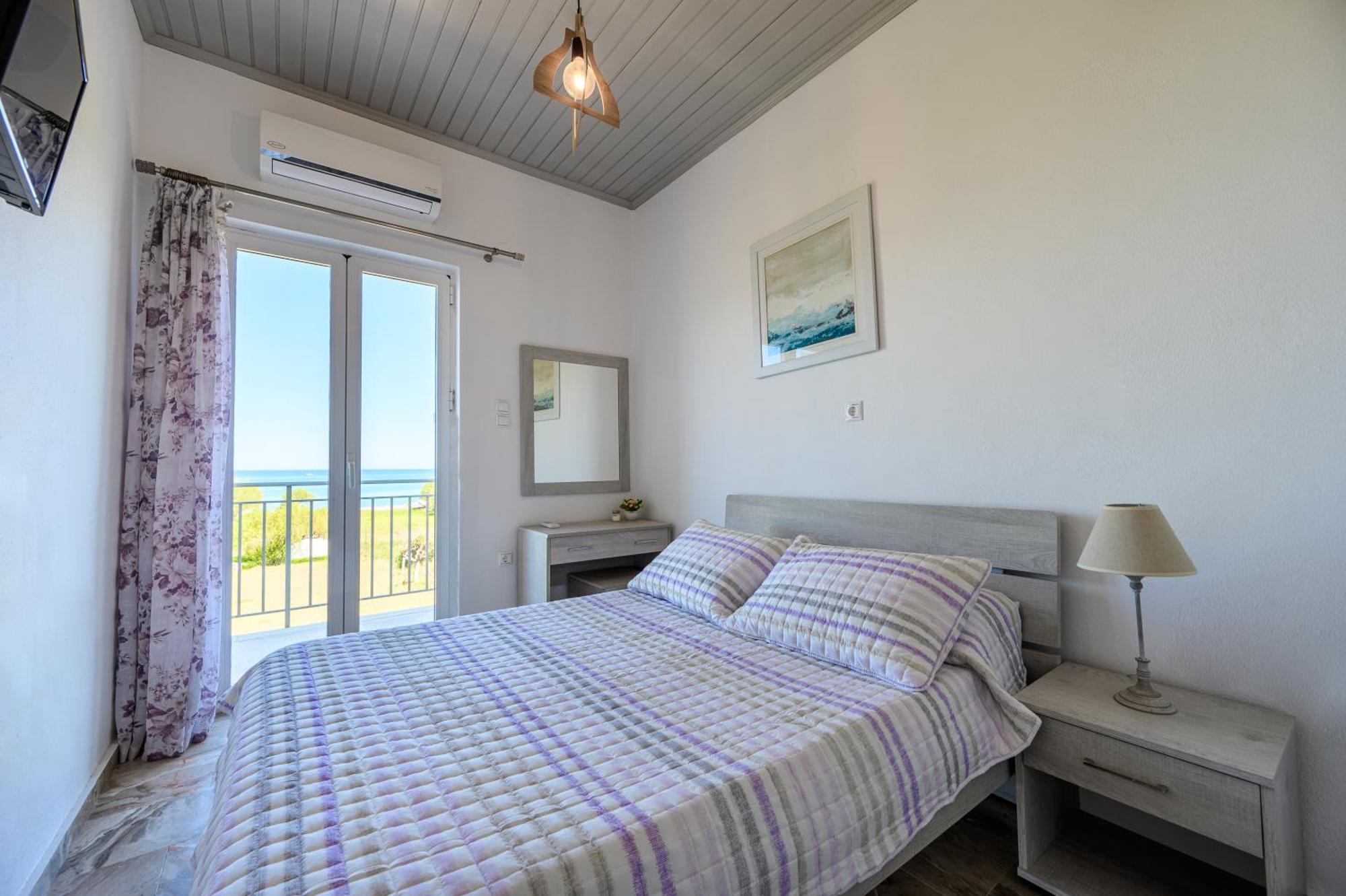Beachfront First-Floor Suite جورجيوبوليس المظهر الخارجي الصورة